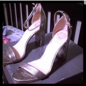 TODAY ONLY SALE❤Vince Camuto heels